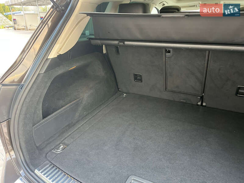 Внедорожник / Кроссовер Volkswagen Touareg 2015 в Владимире фото 60 Внедорожник / Кроссовер Volkswagen Touareg 2015 в Владимире