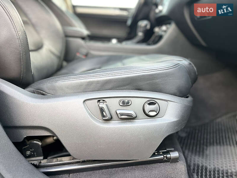 Внедорожник / Кроссовер Volkswagen Touareg 2015 в Владимире фото 72 Внедорожник / Кроссовер Volkswagen Touareg 2015 в Владимире