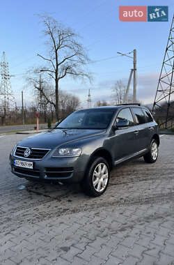 Внедорожник / Кроссовер Volkswagen Touareg 2005 в Старом Самборе