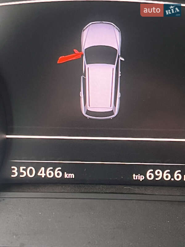 Внедорожник / Кроссовер Volkswagen Touareg 2011 в Каменец-Подольском