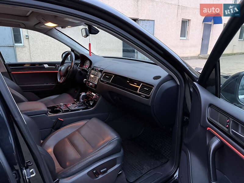 Внедорожник / Кроссовер Volkswagen Touareg 2012 в Виннице фото 9 Внедорожник / Кроссовер Volkswagen Touareg 2012 в Виннице