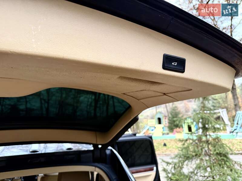 Позашляховик / Кросовер Volkswagen Touareg 2009 в Солотвині