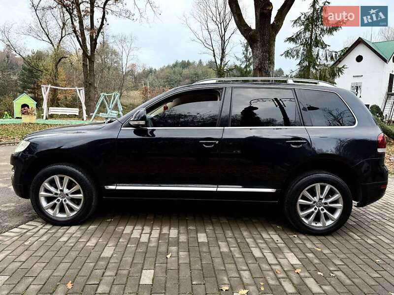 Позашляховик / Кросовер Volkswagen Touareg 2009 в Солотвині