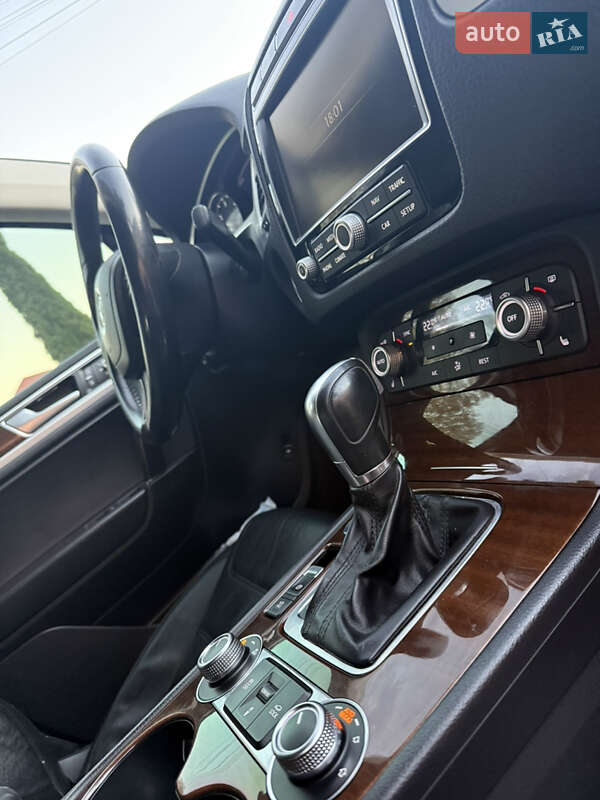 Позашляховик / Кросовер Volkswagen Touareg 2017 в Береговому фото 37 Позашляховик / Кросовер Volkswagen Touareg 2017 в Береговому