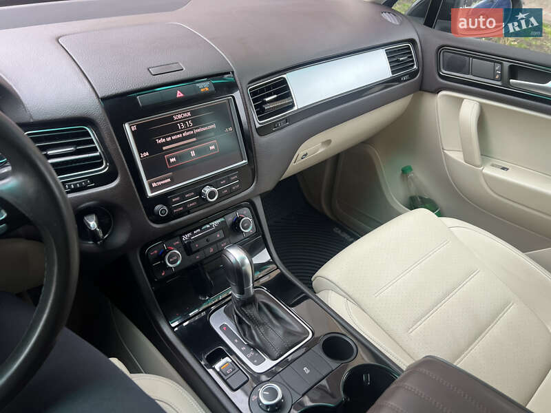 Внедорожник / Кроссовер Volkswagen Touareg 2013 в Житомире фото 7 Внедорожник / Кроссовер Volkswagen Touareg 2013 в Житомире