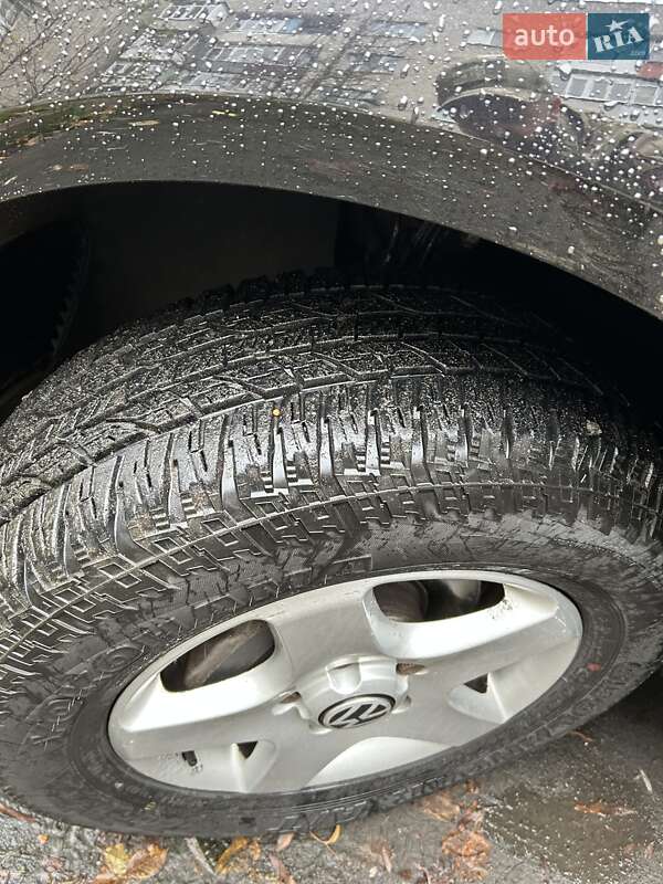 Внедорожник / Кроссовер Volkswagen Touareg 2006 в Староконстантинове фото 3 Внедорожник / Кроссовер Volkswagen Touareg 2006 в Староконстантинове