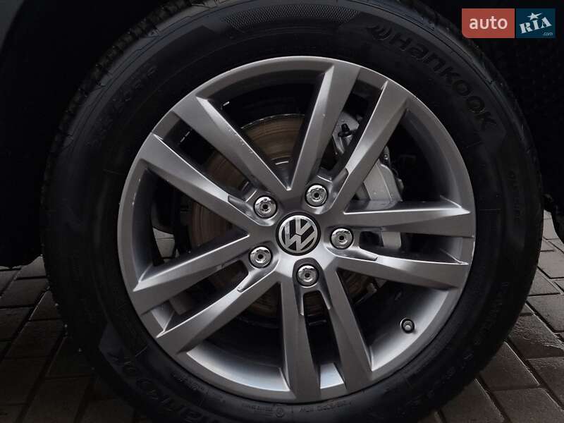Внедорожник / Кроссовер Volkswagen Touareg 2016 в Ивано-Франковске фото 26 Внедорожник / Кроссовер Volkswagen Touareg 2016 в Ивано-Франковске