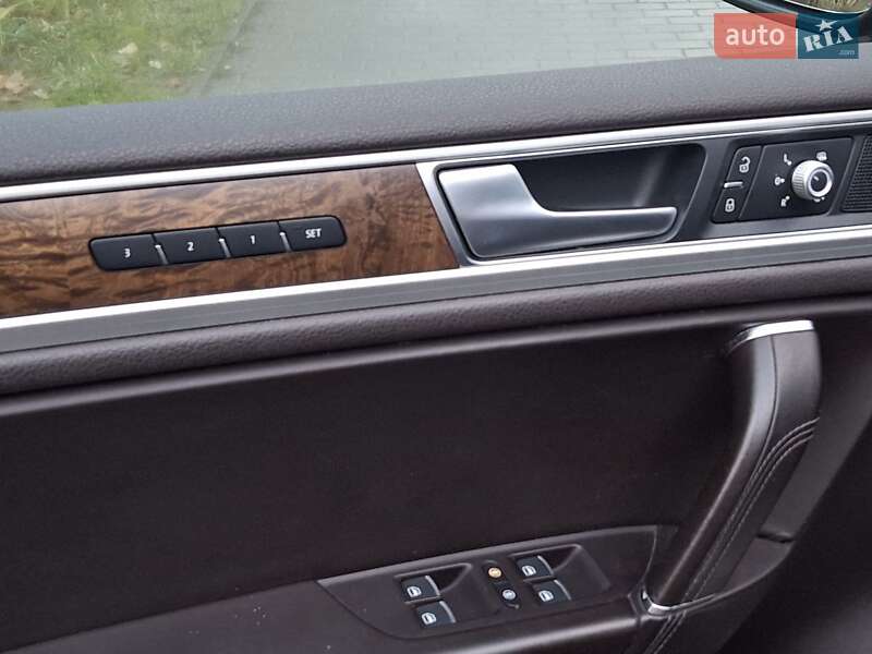 Внедорожник / Кроссовер Volkswagen Touareg 2016 в Ивано-Франковске фото 38 Внедорожник / Кроссовер Volkswagen Touareg 2016 в Ивано-Франковске