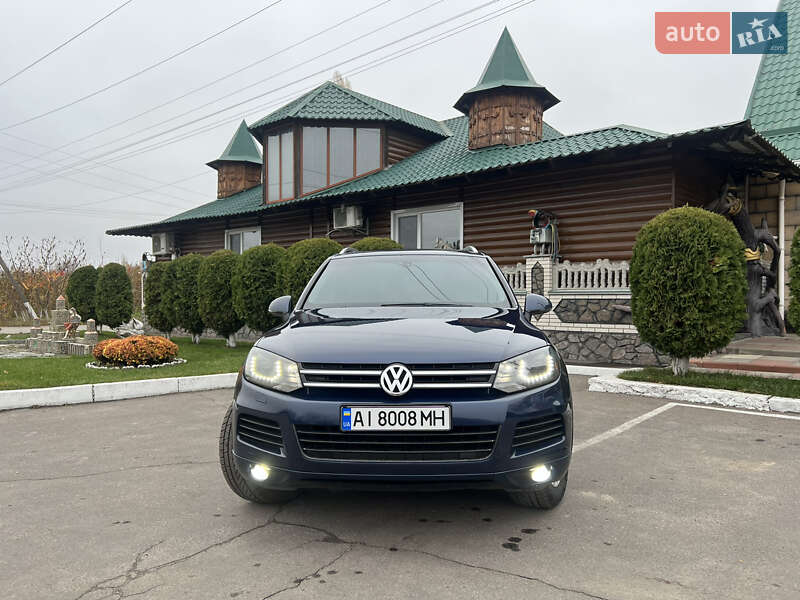 Внедорожник / Кроссовер Volkswagen Touareg 2012 в Белой Церкви