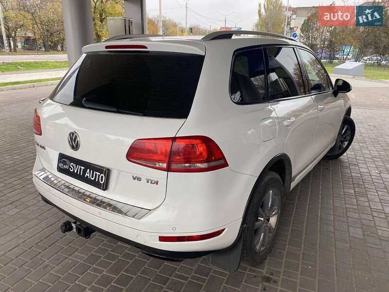 Позашляховик / Кросовер Volkswagen Touareg 2012 в Миколаєві