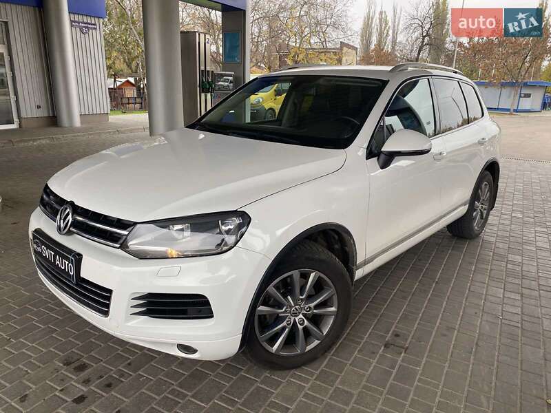 Позашляховик / Кросовер Volkswagen Touareg 2012 в Миколаєві