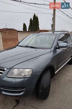 Позашляховик / Кросовер Volkswagen Touareg 2006 в Краматорську