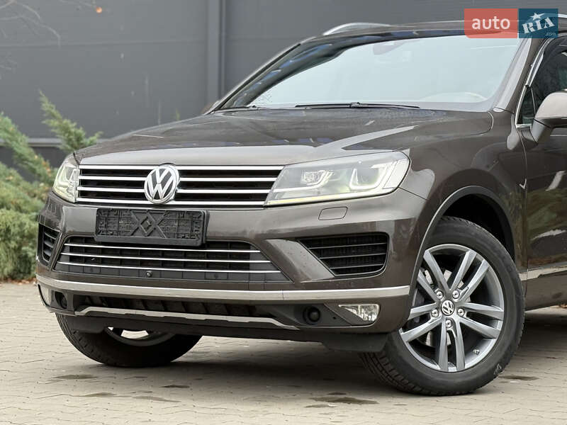 Позашляховик / Кросовер Volkswagen Touareg 2016 в Білій Церкві