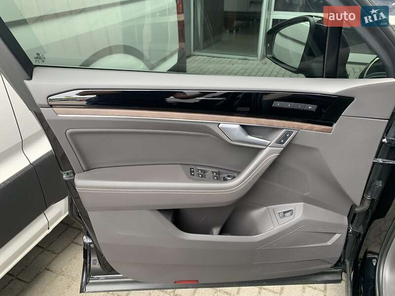 Внедорожник / Кроссовер Volkswagen Touareg 2019 в Львове фото 13 Внедорожник / Кроссовер Volkswagen Touareg 2019 в Львове