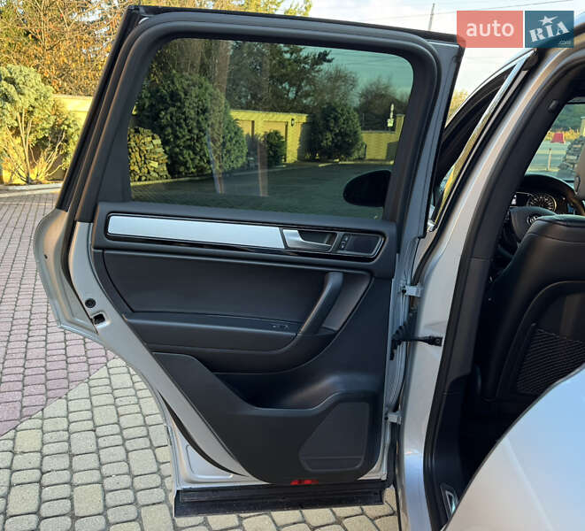 Внедорожник / Кроссовер Volkswagen Touareg 2014 в Мукачево фото 55 Внедорожник / Кроссовер Volkswagen Touareg 2014 в Мукачево