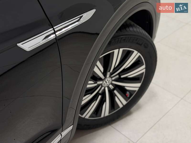 Позашляховик / Кросовер Volkswagen Touareg 2019 в Тернополі фото 10 Позашляховик / Кросовер Volkswagen Touareg 2019 в Тернополі