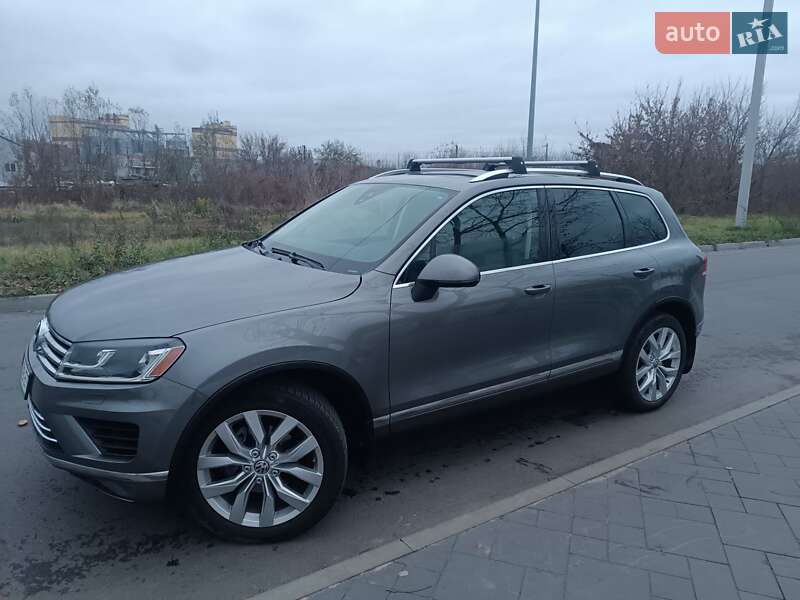 Внедорожник / Кроссовер Volkswagen Touareg 2015 в Киеве фото 9 Внедорожник / Кроссовер Volkswagen Touareg 2015 в Киеве