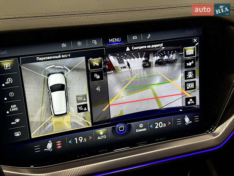 Позашляховик / Кросовер Volkswagen Touareg 2022 в Києві