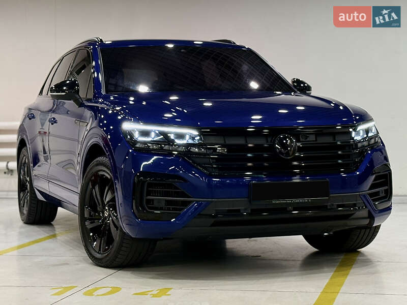 Позашляховик / Кросовер Volkswagen Touareg 2022 в Києві