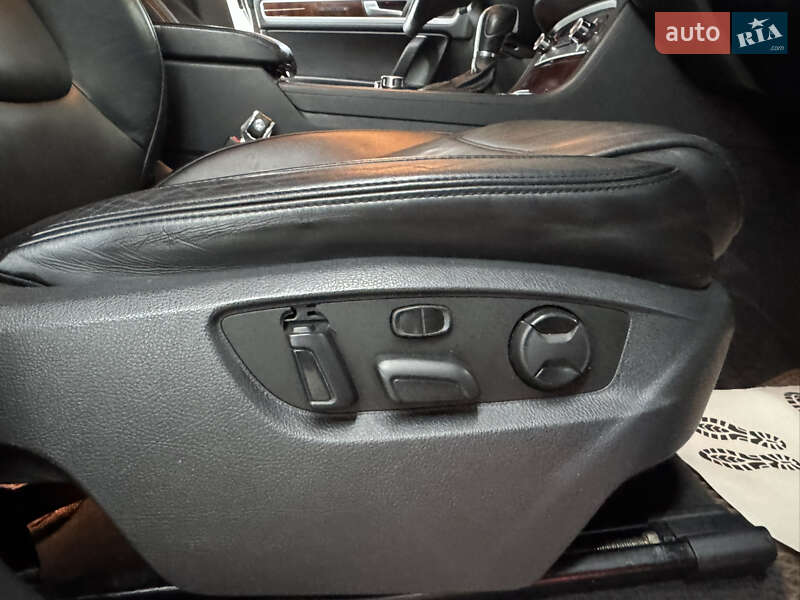 Позашляховик / Кросовер Volkswagen Touareg 2013 в Кременці фото 40 Позашляховик / Кросовер Volkswagen Touareg 2013 в Кременці