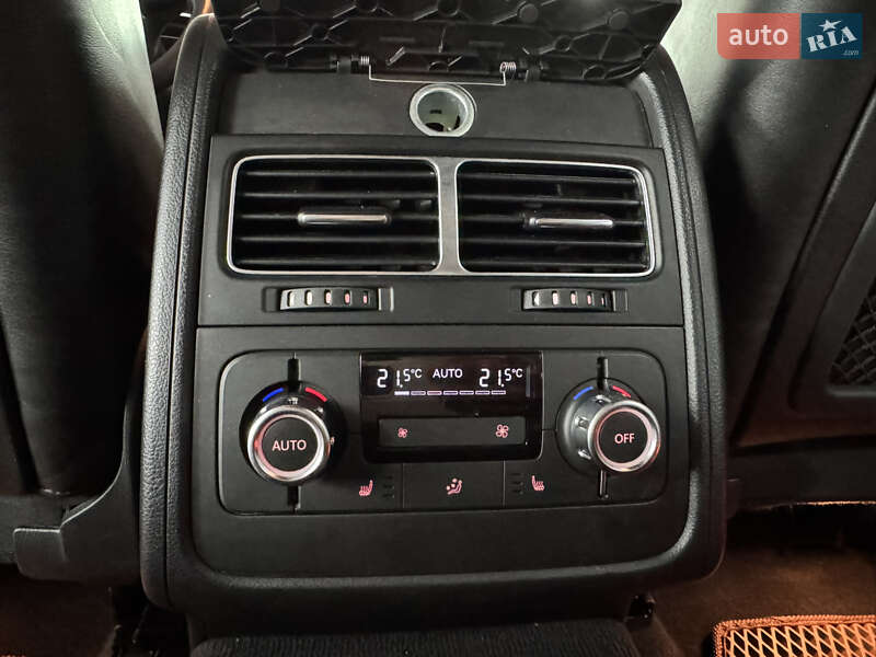 Позашляховик / Кросовер Volkswagen Touareg 2013 в Кременці фото 45 Позашляховик / Кросовер Volkswagen Touareg 2013 в Кременці