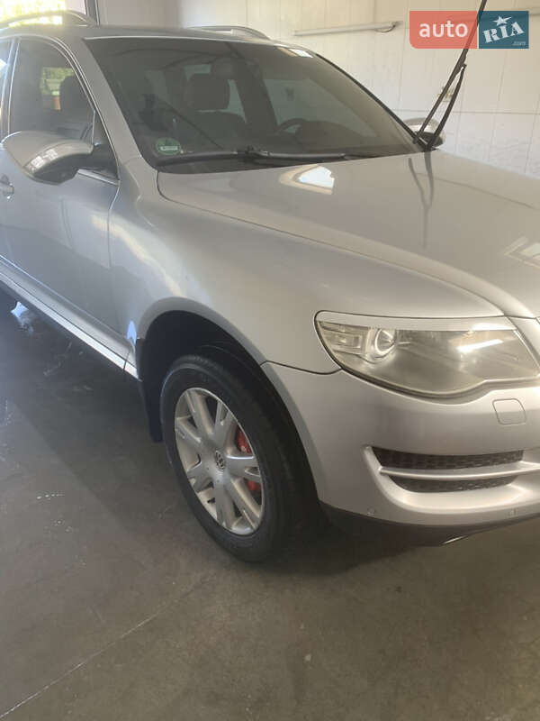 Внедорожник / Кроссовер Volkswagen Touareg 2007 в Тульчине