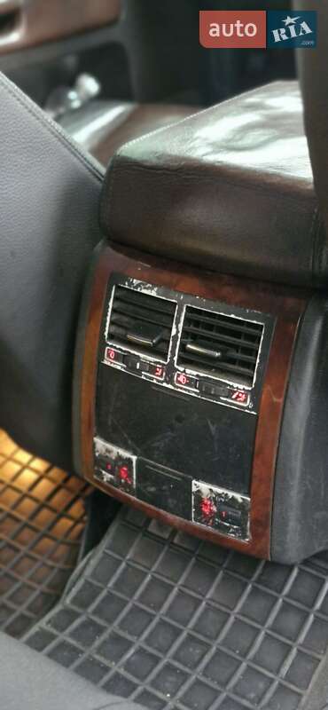 Внедорожник / Кроссовер Volkswagen Touareg 2003 в Львове