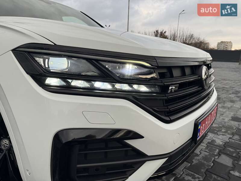 Внедорожник / Кроссовер Volkswagen Touareg 2020 в Хмельницком