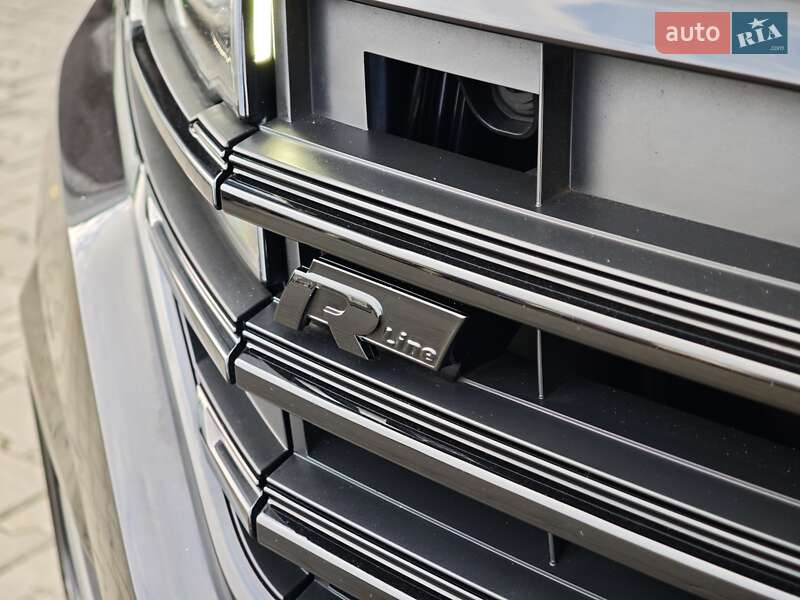 Внедорожник / Кроссовер Volkswagen Touareg 2019 в Луцке фото 16 Внедорожник / Кроссовер Volkswagen Touareg 2019 в Луцке