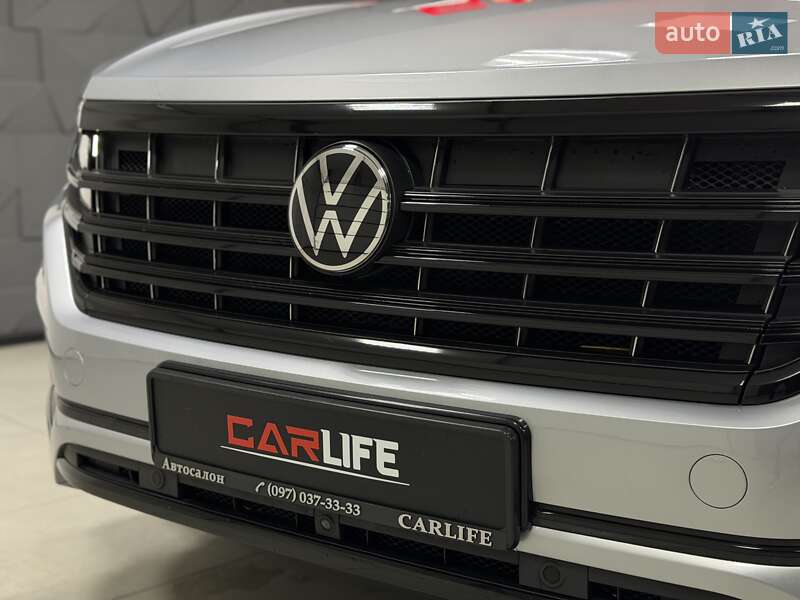 Позашляховик / Кросовер Volkswagen Touareg 2020 в Тернополі