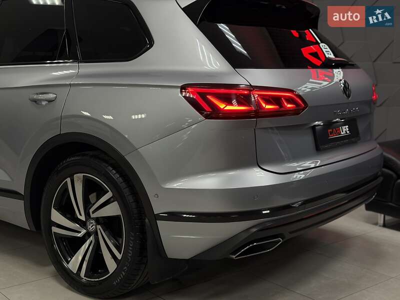 Позашляховик / Кросовер Volkswagen Touareg 2020 в Тернополі