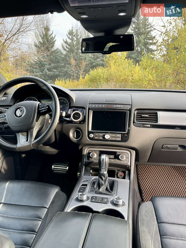 Внедорожник / Кроссовер Volkswagen Touareg 2015 в Кропивницком фото 14 Внедорожник / Кроссовер Volkswagen Touareg 2015 в Кропивницком
