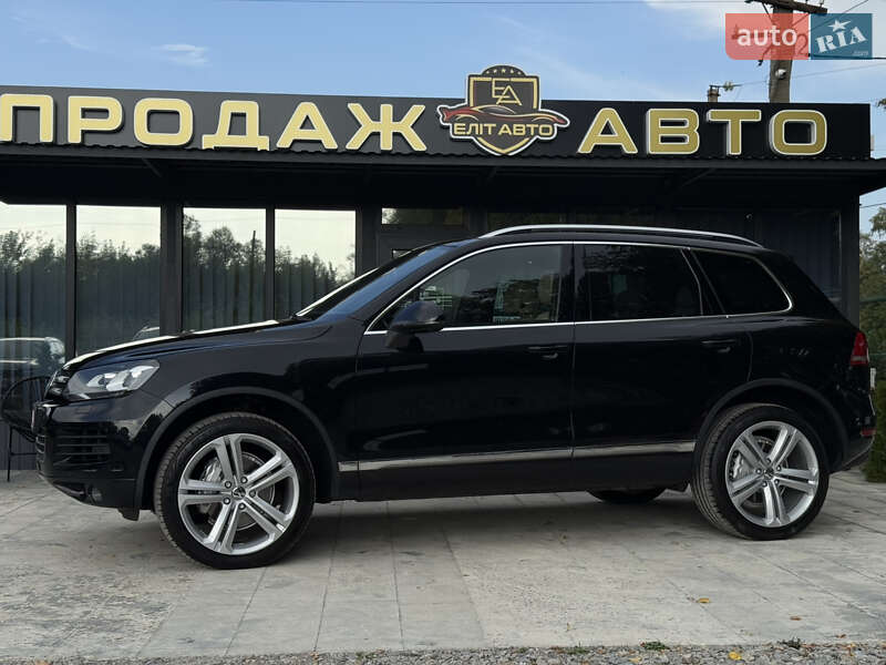 Позашляховик / Кросовер Volkswagen Touareg 2014 в Івано-Франківську