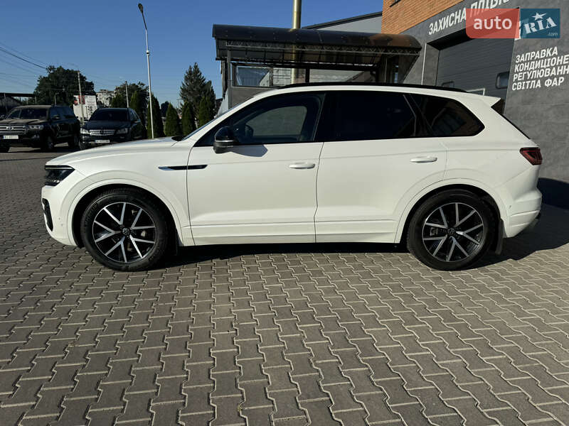 Внедорожник / Кроссовер Volkswagen Touareg 2022 в Киеве фото 11 Внедорожник / Кроссовер Volkswagen Touareg 2022 в Киеве