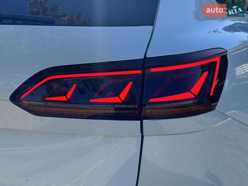 Внедорожник / Кроссовер Volkswagen Touareg 2022 в Киеве фото 9 Внедорожник / Кроссовер Volkswagen Touareg 2022 в Киеве