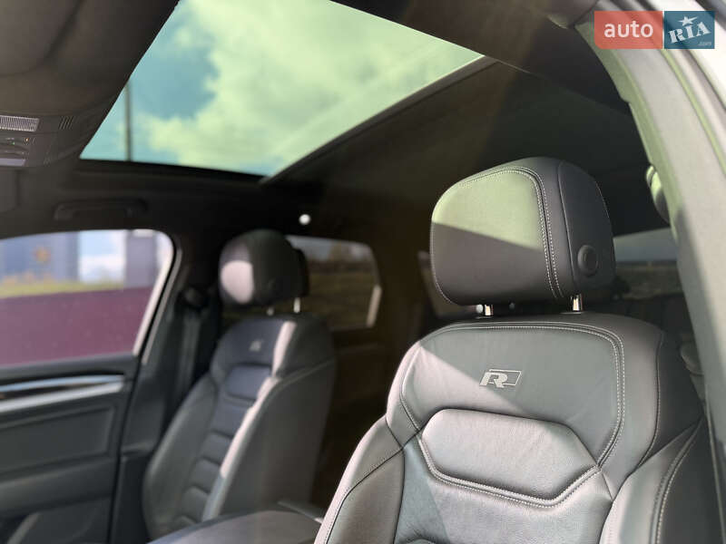 Внедорожник / Кроссовер Volkswagen Touareg 2018 в Киеве фото 25 Внедорожник / Кроссовер Volkswagen Touareg 2018 в Киеве