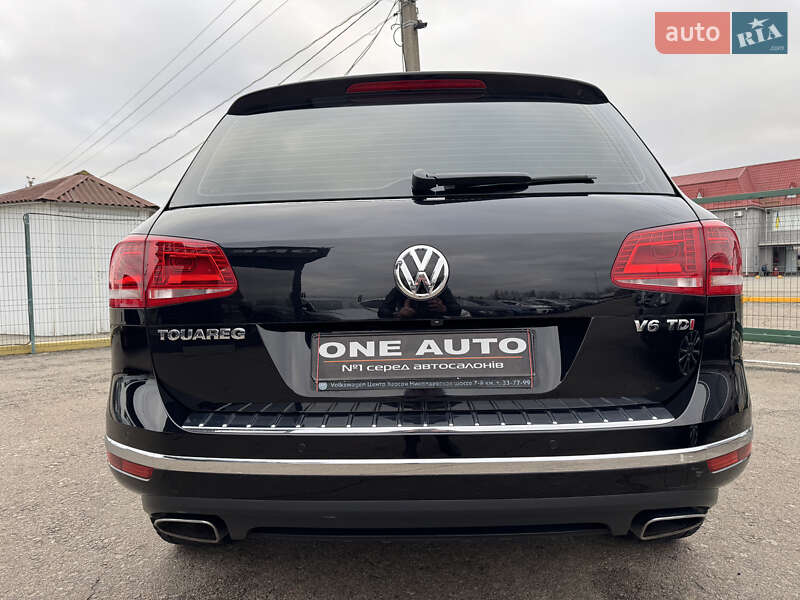 Внедорожник / Кроссовер Volkswagen Touareg 2017 в Киеве
