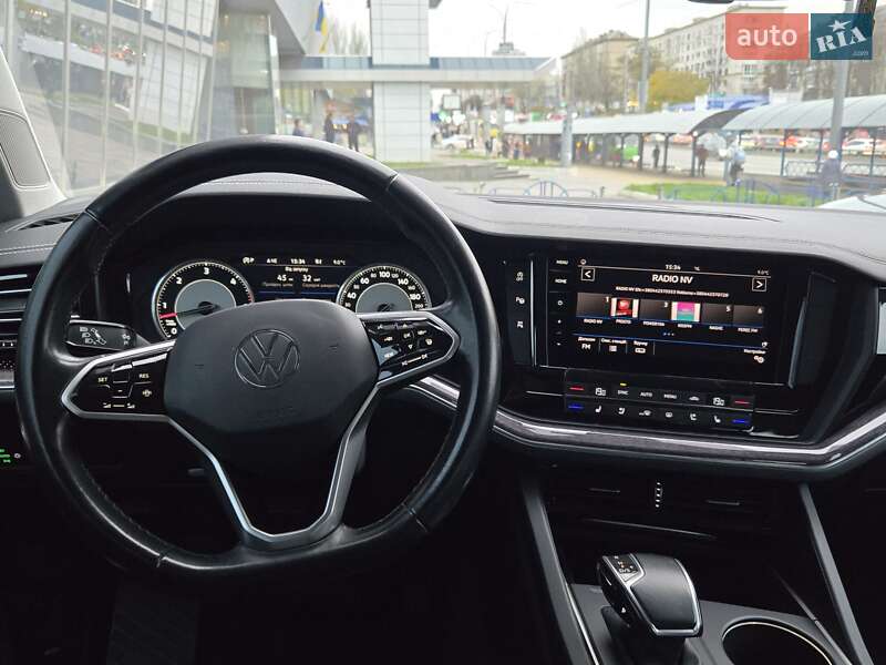 Внедорожник / Кроссовер Volkswagen Touareg 2021 в Киеве фото 22 Внедорожник / Кроссовер Volkswagen Touareg 2021 в Киеве