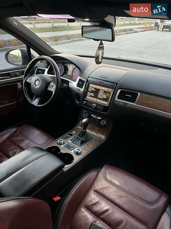 Внедорожник / Кроссовер Volkswagen Touareg 2015 в Виннице фото 23 Внедорожник / Кроссовер Volkswagen Touareg 2015 в Виннице