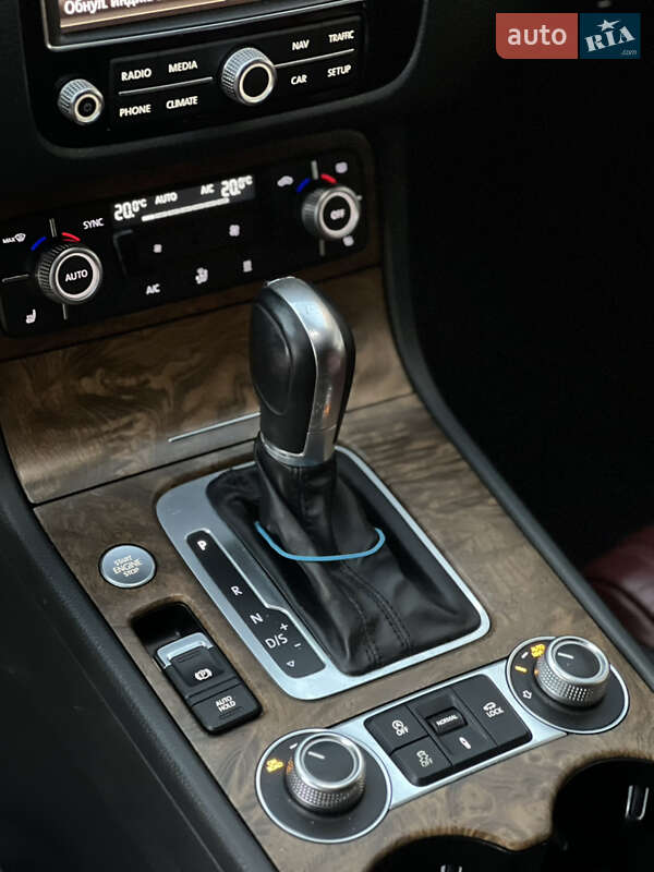 Внедорожник / Кроссовер Volkswagen Touareg 2015 в Виннице фото 26 Внедорожник / Кроссовер Volkswagen Touareg 2015 в Виннице