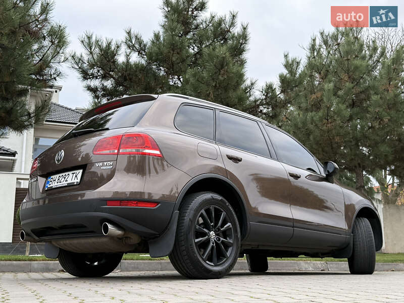 Внедорожник / Кроссовер Volkswagen Touareg 2013 в Одессе фото 18 Внедорожник / Кроссовер Volkswagen Touareg 2013 в Одессе