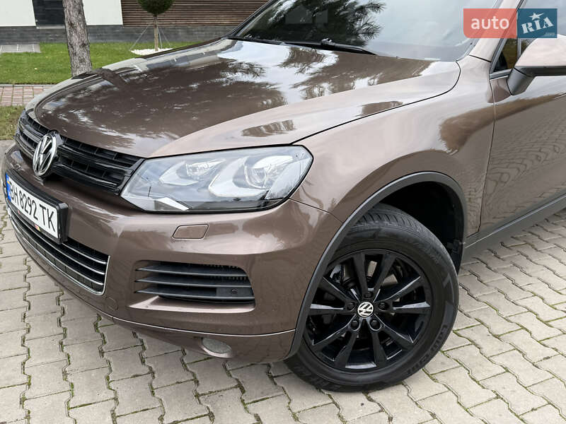 Внедорожник / Кроссовер Volkswagen Touareg 2013 в Одессе фото 21 Внедорожник / Кроссовер Volkswagen Touareg 2013 в Одессе