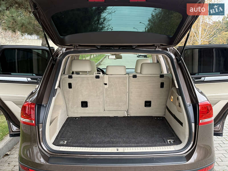 Внедорожник / Кроссовер Volkswagen Touareg 2013 в Одессе фото 32 Внедорожник / Кроссовер Volkswagen Touareg 2013 в Одессе