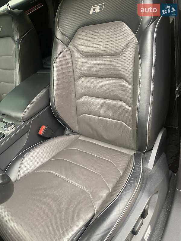 Внедорожник / Кроссовер Volkswagen Touareg 2018 в Кривом Роге фото 25 Внедорожник / Кроссовер Volkswagen Touareg 2018 в Кривом Роге