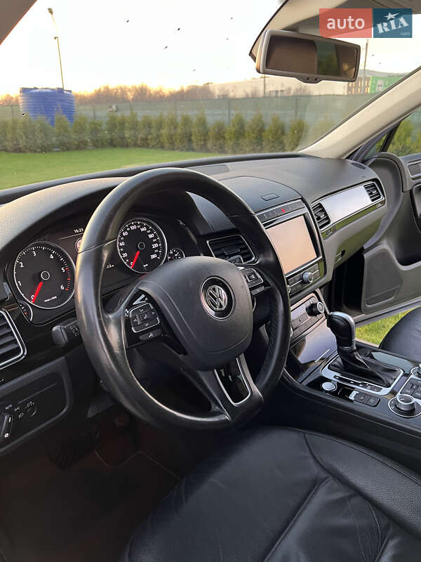 Внедорожник / Кроссовер Volkswagen Touareg 2015 в Виннице фото 43 Внедорожник / Кроссовер Volkswagen Touareg 2015 в Виннице