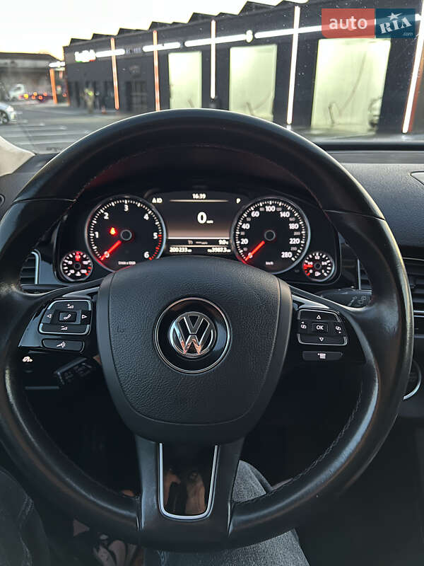 Внедорожник / Кроссовер Volkswagen Touareg 2015 в Виннице фото 62 Внедорожник / Кроссовер Volkswagen Touareg 2015 в Виннице