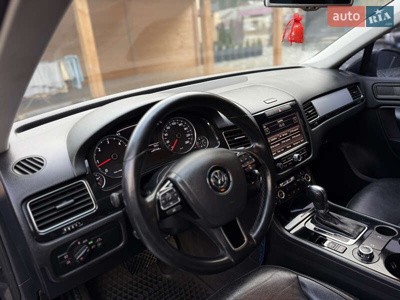 Внедорожник / Кроссовер Volkswagen Touareg 2011 в Межгорье фото 38 Внедорожник / Кроссовер Volkswagen Touareg 2011 в Межгорье
