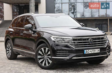 Позашляховик / Кросовер Volkswagen Touareg 2018 в Мукачевому