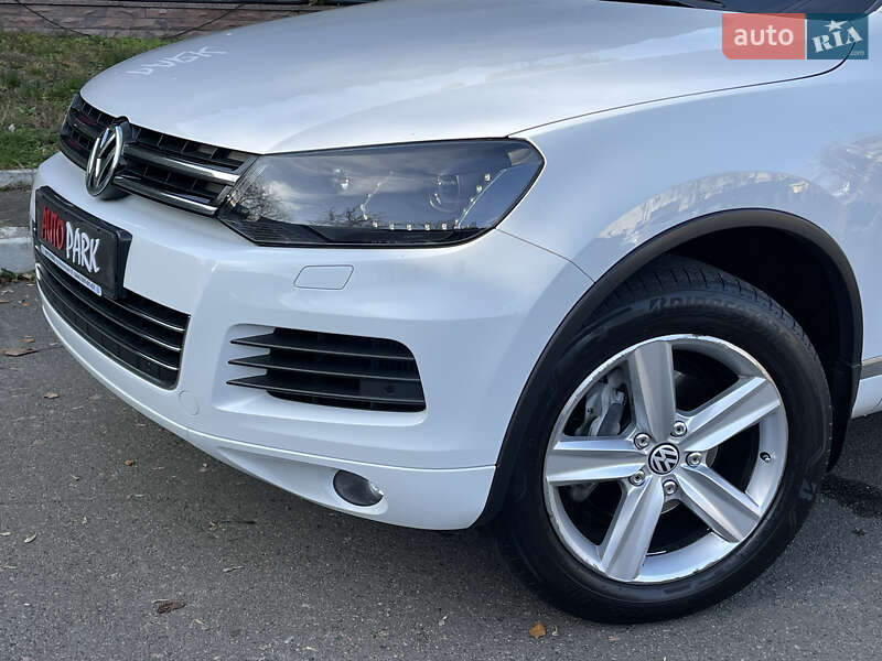 Позашляховик / Кросовер Volkswagen Touareg 2013 в Києві фото 4 Позашляховик / Кросовер Volkswagen Touareg 2013 в Києві