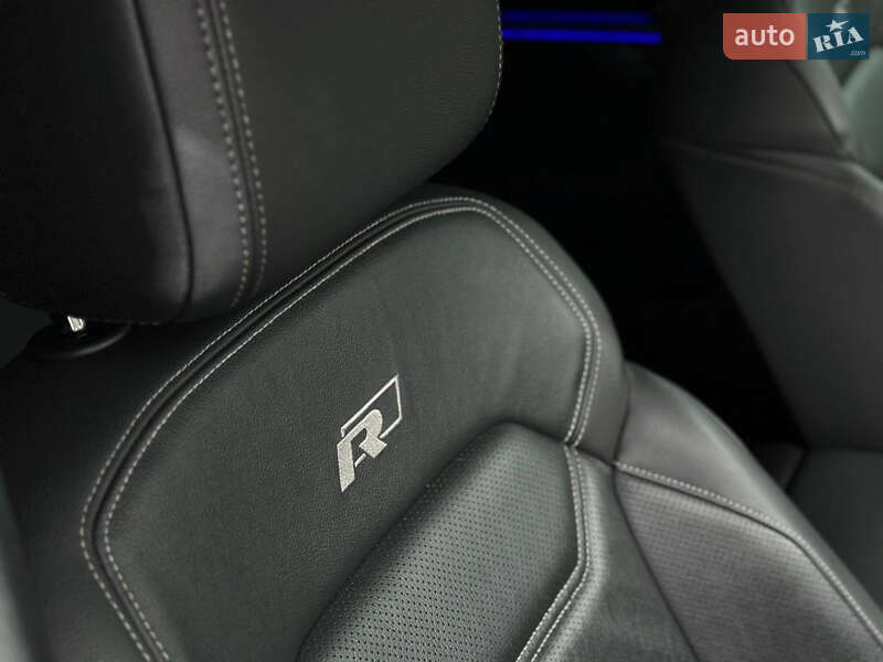 Внедорожник / Кроссовер Volkswagen Touareg 2019 в Кривом Роге